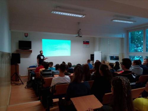 Gymnázium Alejová Košice